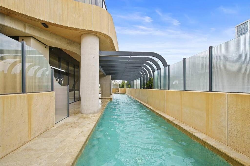 Apartment Broadbeach Elegant With Views! Gold Coast